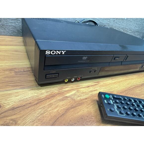 Sony SLV-D380P DVD Player Vcr Combo Vhs 4 Head HiFi w/ Remote & Av Cable~Tested - Picture 8 of 9